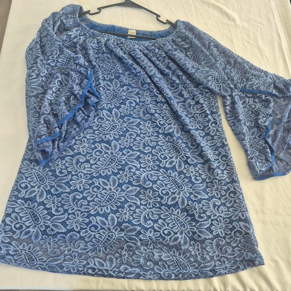 Lildy Blue Womens Blouse with Floral design and 3/4 Petal sleeves sz L-XL